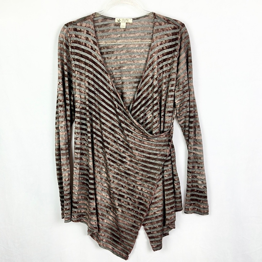UNITY WORLD WEAR | 🤎 Brown Silver Striped Stretchy Long-Sleeved Shrug Wrap Top